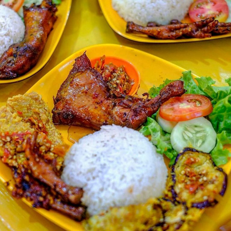 Ayam Dimadu