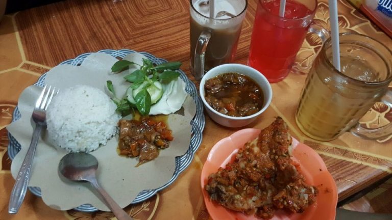 6 Rekomendasi Oseng Mercon Enak di Jogja, Siap Diburu Untuk Menguji Level Pedasmu