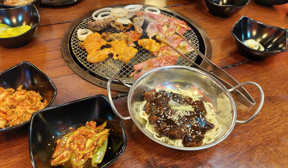 Oharang Korean BBQ Jogja (아랑)