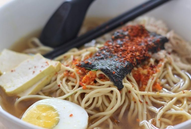 7 Rekomendasi Ramen di Jogja, Kuah Kaldunya Menggugah Selera