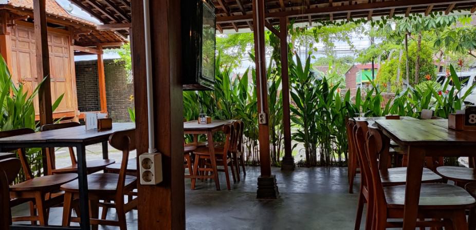 Warung Bu BaHa Jogja