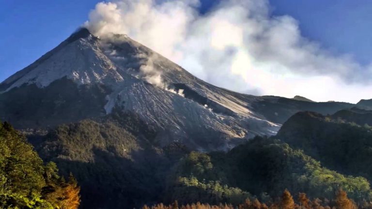 Wisata Lereng Gunung Merapi