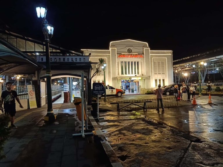 10 Rekomendasi Wisata Jogja Dekat Stasiun Kereta Api, Bisa Dijangkau dengan Jalan Kaki