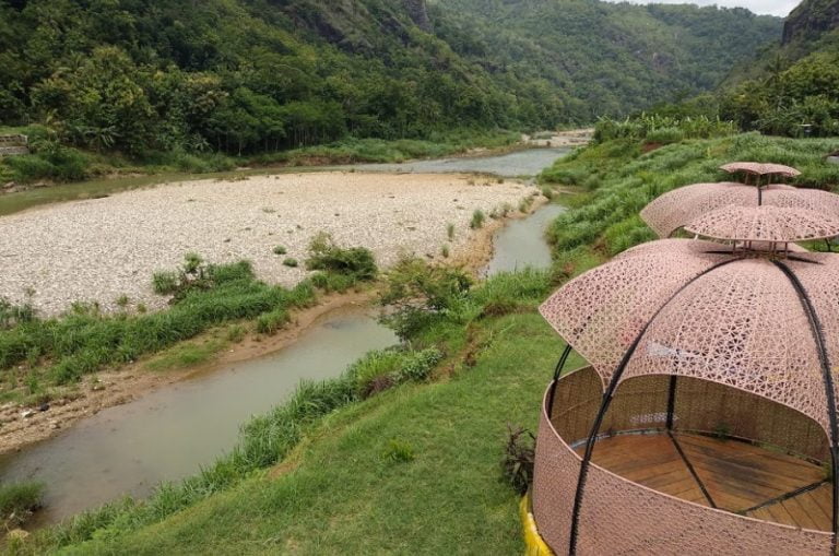 Wisata Lemah Rubuh Siluk Selopamioro