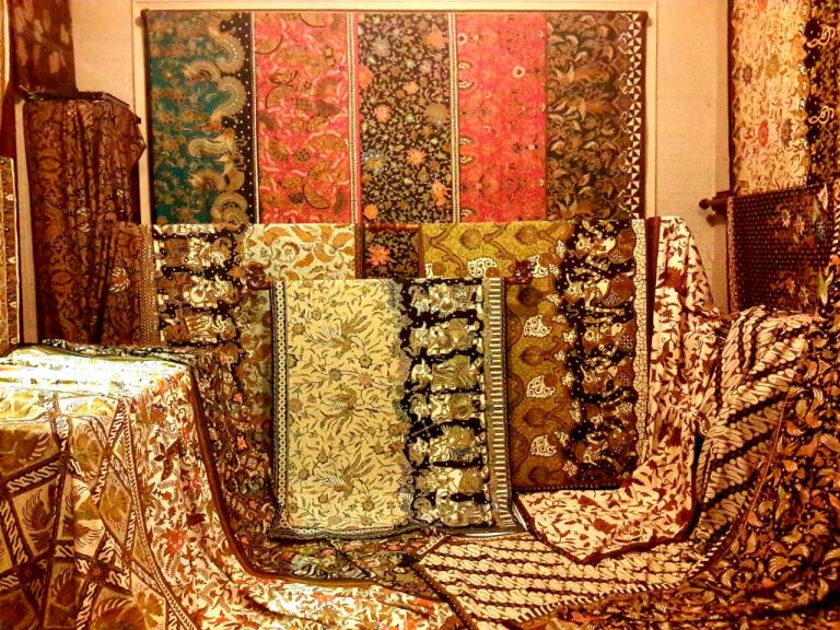 Batik Tulis Custom Chastra, Oleh Oleh Batik Premium Asli Jogja