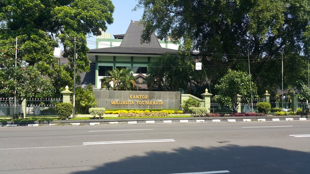 Rekomendasi Hotel Dekat Balaikota Jogja Daerah Jalan Timoho Rumah Sakit Happy Land APMD DPRD Kota Yogyakarta UST Yogyakarta