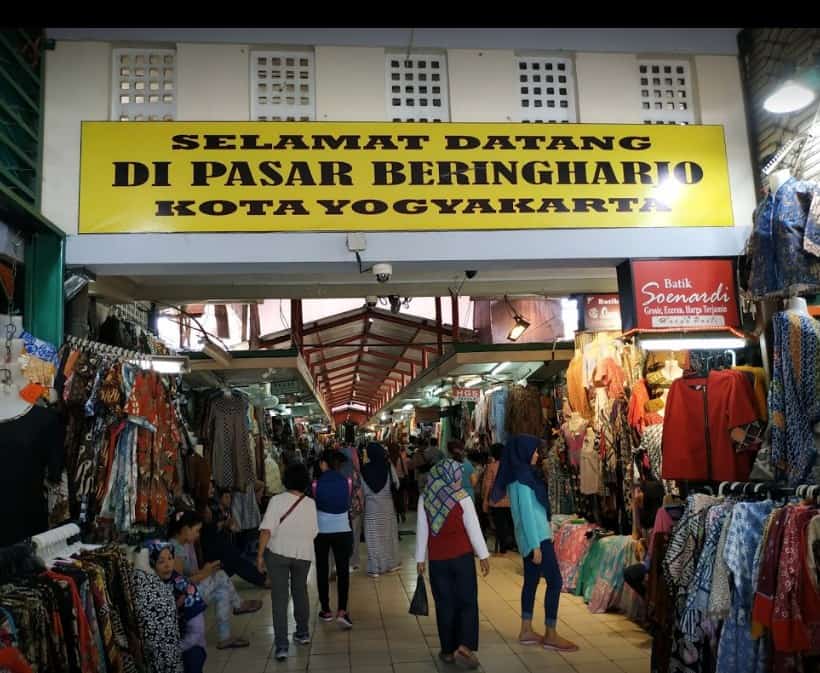 Rekomendasi Hotel Dekat Pasar Beringharjo Malioboro Jogja