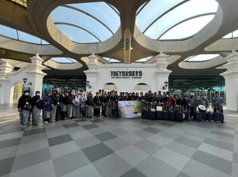 SCM TOURS