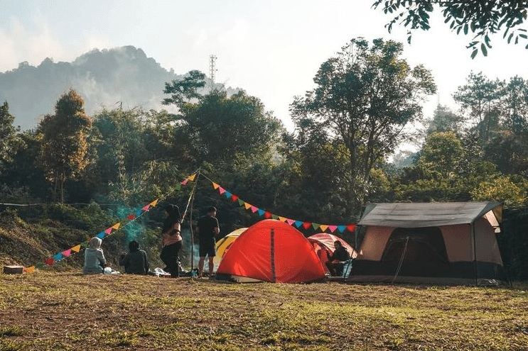 Camping di Nawang Jagad