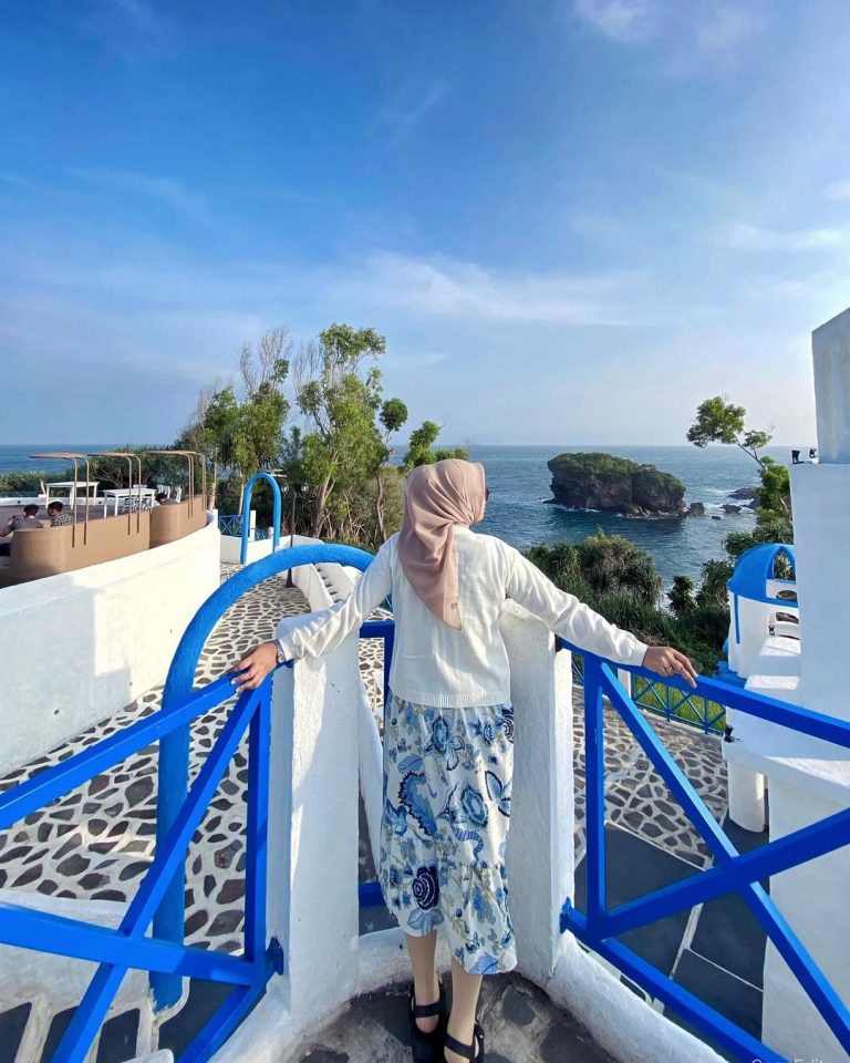 Jungwok Bule Oecan, rekomendasi wisata hist di Gunungkdiul. Foto: instagram @jungwokblueocean