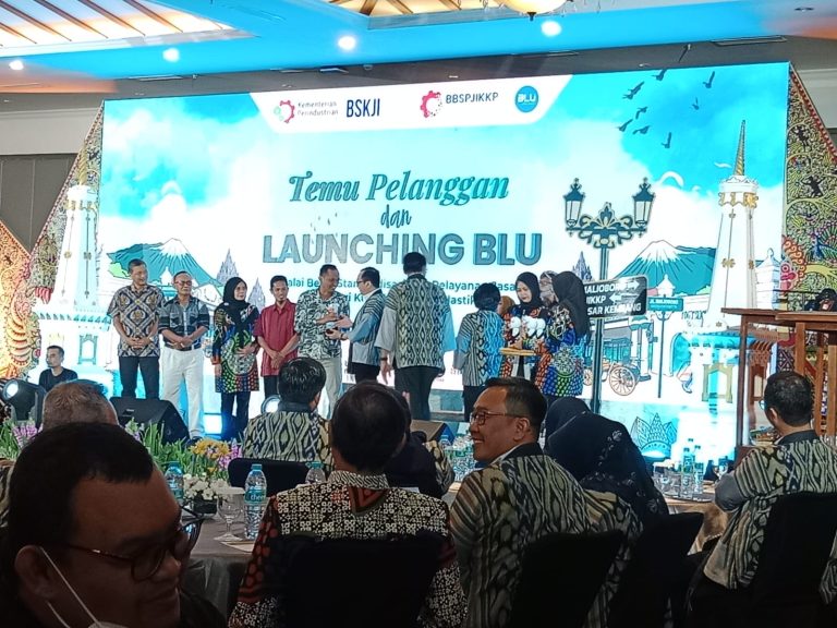 Temu Pelanggan Balai Besar Standardisasi dan Pelayanan Jasa Industri Kulit, Karet, dan Plastik (BBSPJIKKP) di Grand Rohan Hotel Yogyakarta, Kamis (27/6/2024).