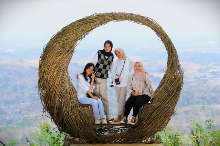 keindahan puncak Becici. Foto: instagram @puncakbecici