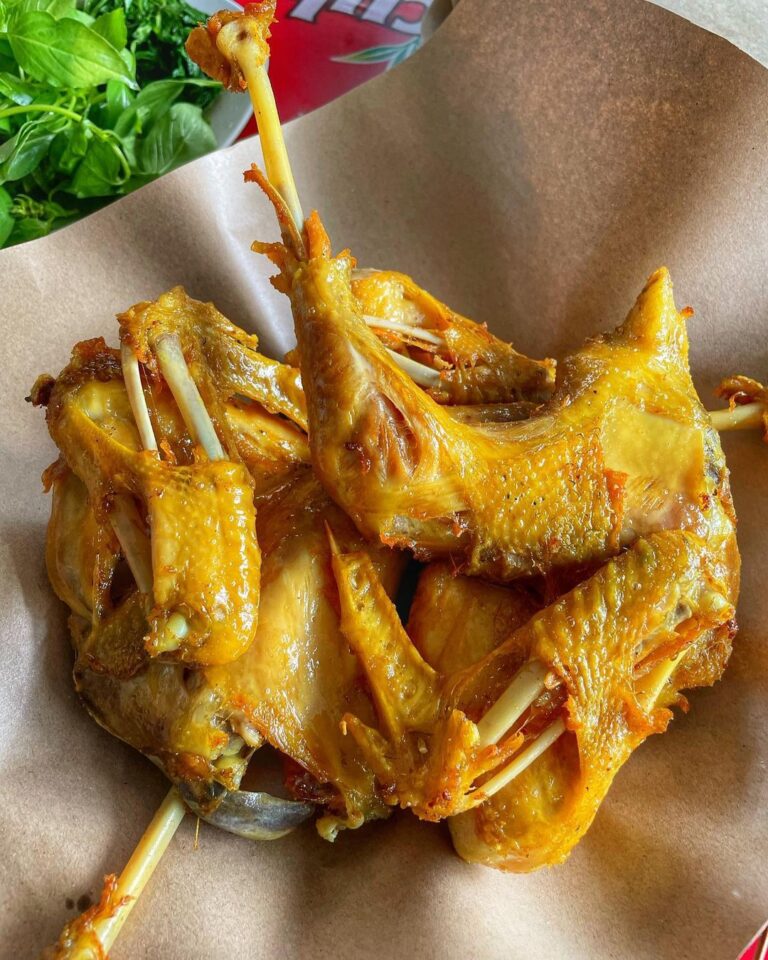 Ayam Goreng Mbah Cemplung, info ayam terenak di jogja. Foto: instagram @jogjakakilima