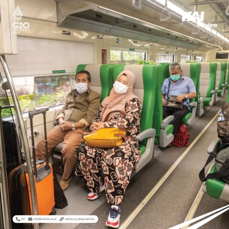 Jadwal Kereta Api Bandara YIA terbaru.