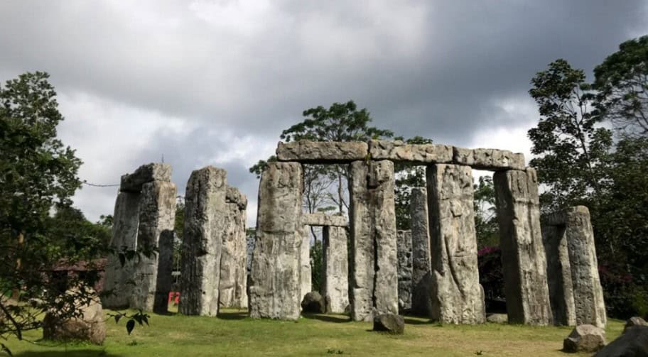 Stonehenge Merapi Jogja, Sensasi Megalitikum di Kaki Gunung Berapi, Foto nagantour.com