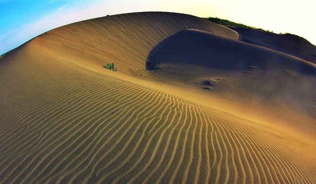 Wisata ke Gumuk Pasir Parangkusumo Jogja, Foto okezone.com