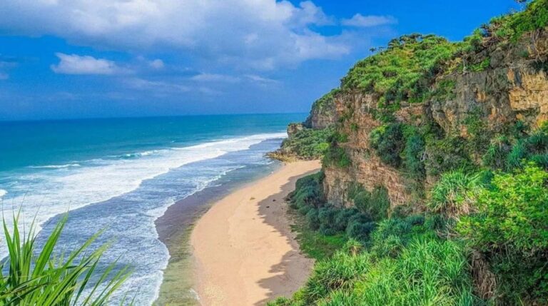 Pantai Watunene Gunungkidul, Foto pancar.id