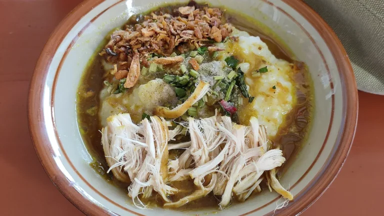10 Rekomendasi Bubur Ayam di Jogja untuk Pagi yang Hangat 10 Rekomendasi Bubur Ayam di Jogja untuk Pagi yang Hangat
